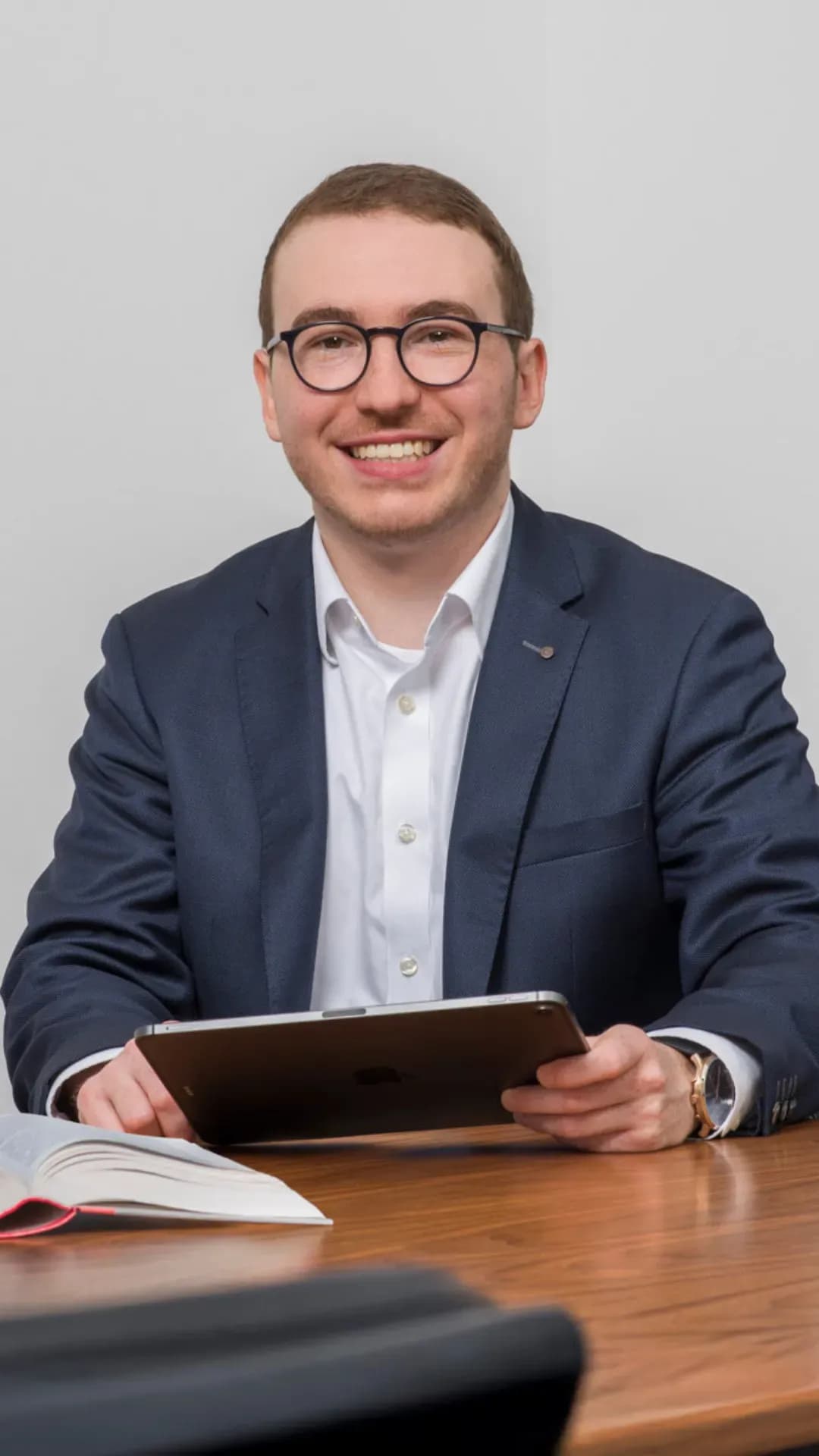 Auf Baurecht spezialisierter Anwalt Tobias Thielemann der Kanzlei Menz und Partner