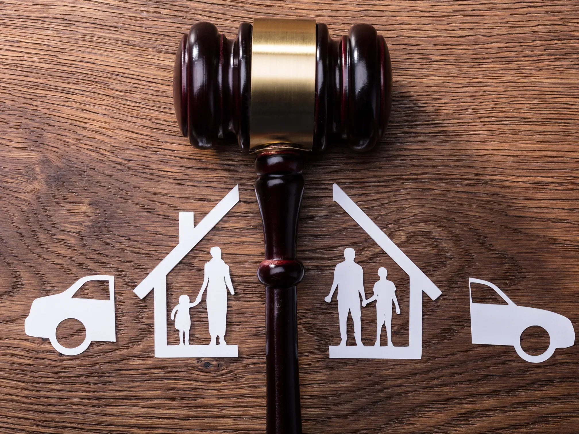 Haus und Auto werden getrennt